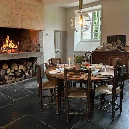 Charming 18th Century Chateau, Near Bayeux In Calvados, Normandie * Livry (Calvados)