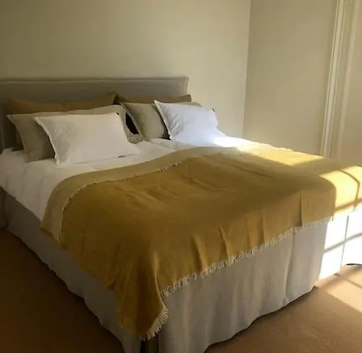 Chateau De Livry, Normandie