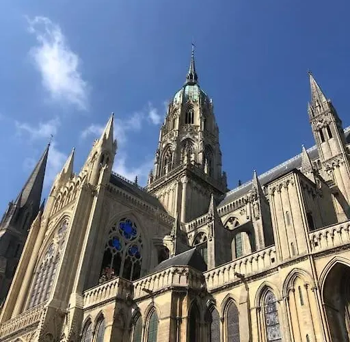 Villa Charming 18th Century Chateau, Near Bayeux In Calvados, Normandie *