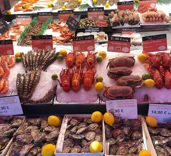 Chateau De Livry, Normandie * Livry (Calvados)