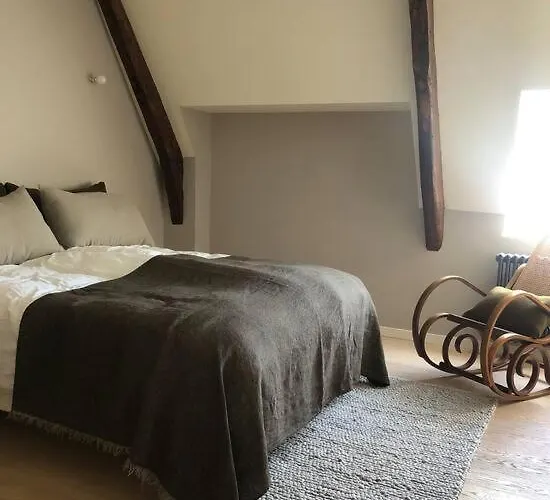 Charming 18th Century Chateau, Near Bayeux In Calvados, Normandie